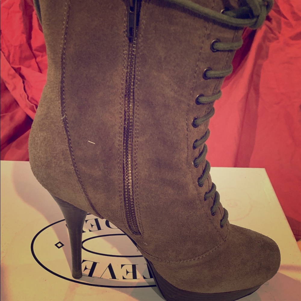 Steve Madden Booties
